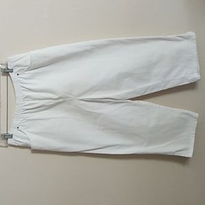 Blair White Elastic Waistband Capri Cotton Pants Side Pockets Slits on ankle